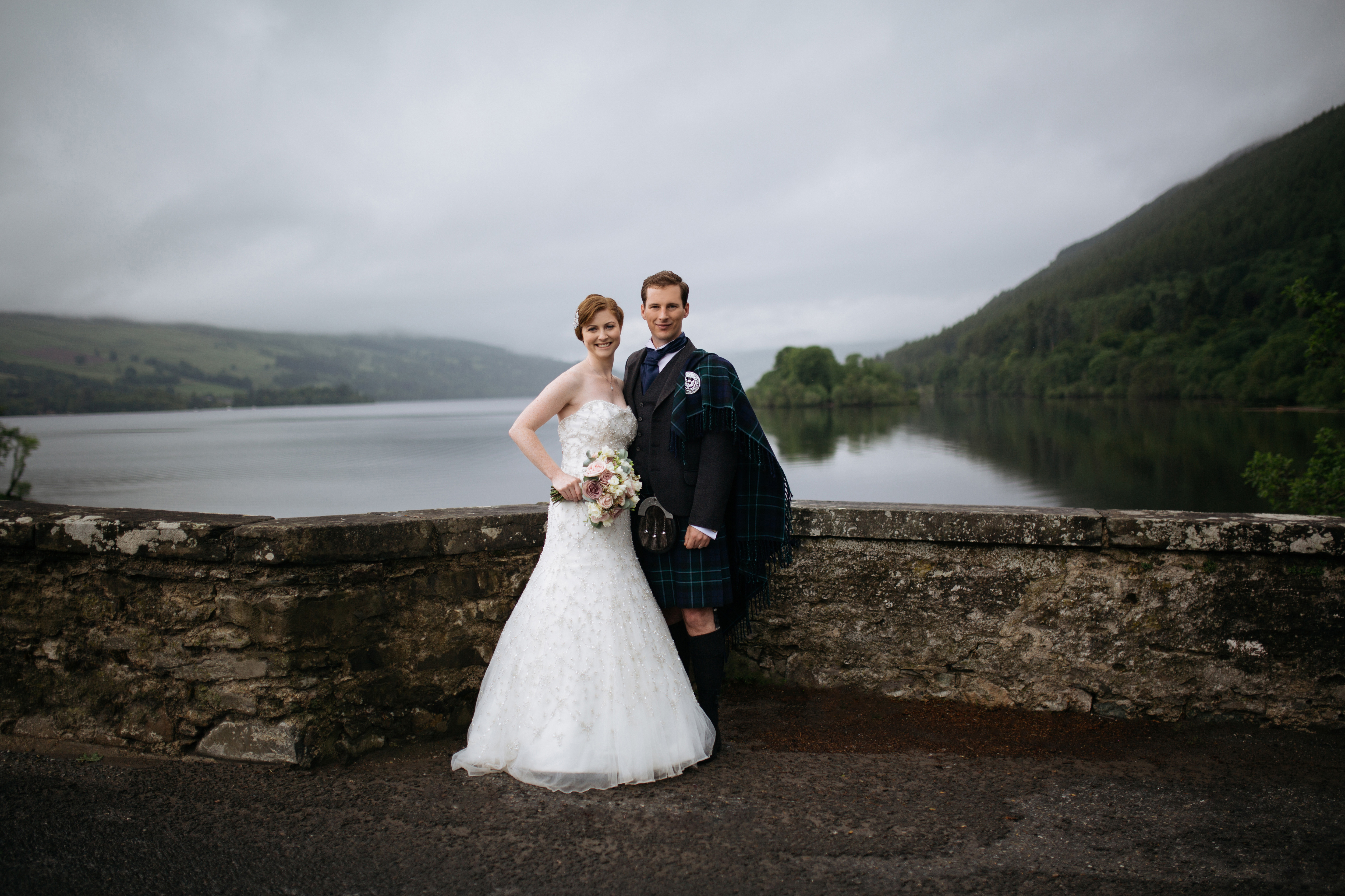 loch tay aberfeldy wedding photographer creative scottish marquee wedding mains of taymouth