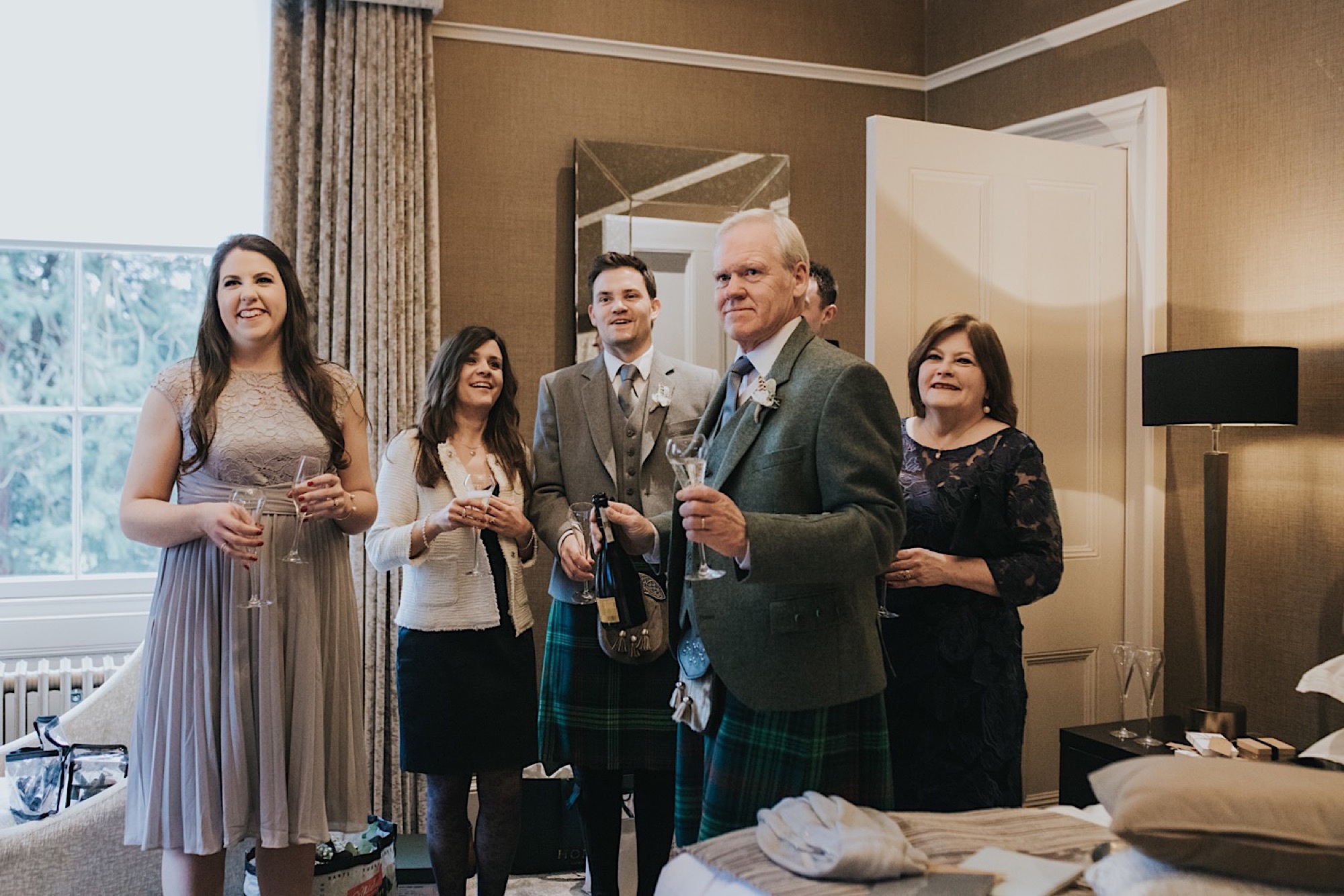 edinburgh wedding photogpraher carlowrie castle