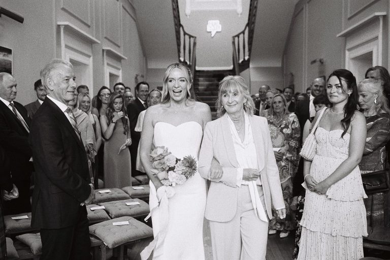 WEDDING PLANNING: A Guide to Documentary Wedding Photography